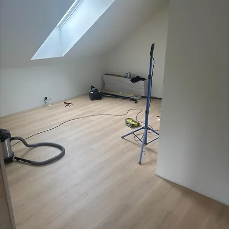 Lintjonnveien بيت للعطل